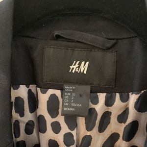 H&M Jackets & Coats - H&M black blazer H&M Jackets & Coats - H&M black blazer